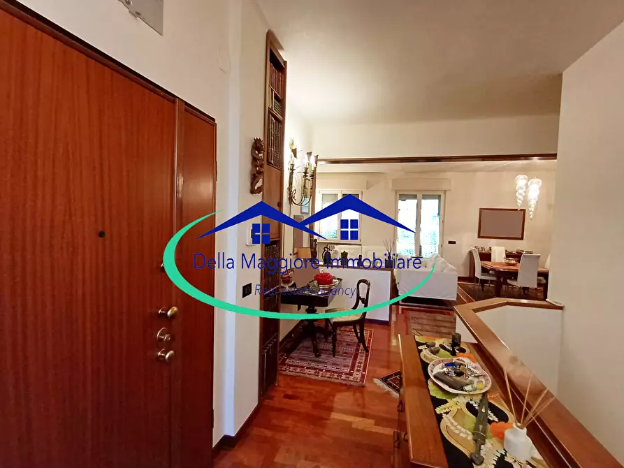 Immagine 9 di Appartamento in vendita  a Livorno