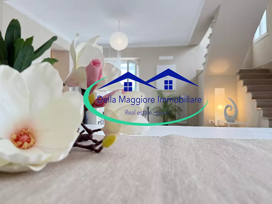 Immagine 16 di Porzione di casa in vendita  a Livorno