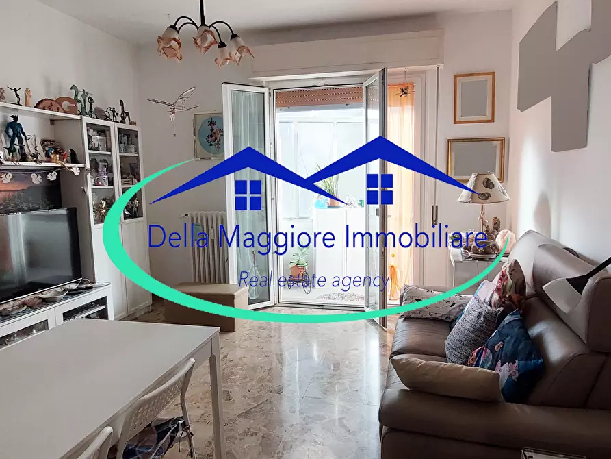 Immagine 38 di Appartamento in vendita  in via delle abetelle a Livorno