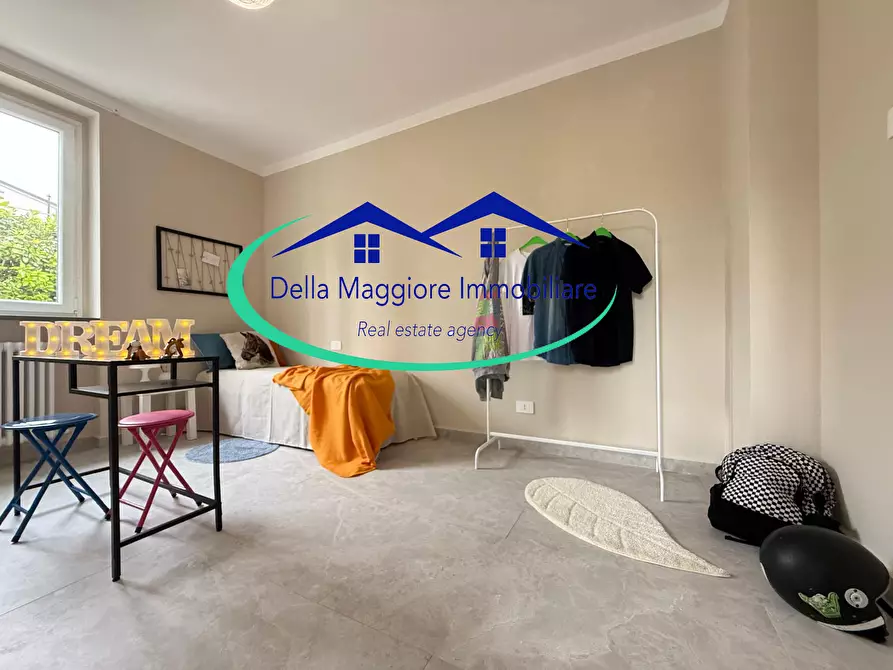 Immagine 25 di Porzione di casa in vendita  a Livorno