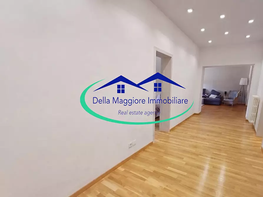 Immagine 9 di Quadrilocale in vendita  a Livorno