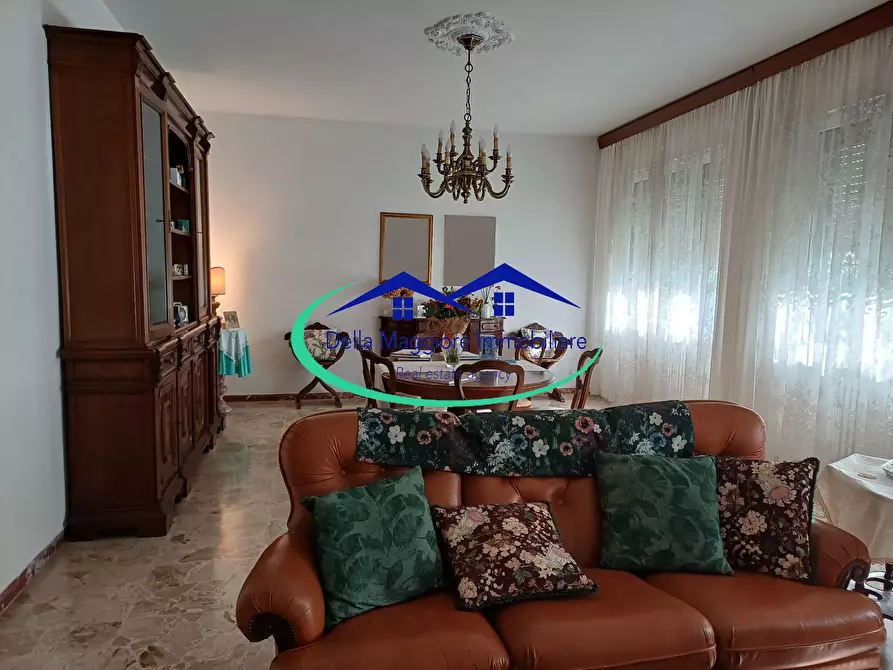 Immagine 7 di Casa bifamiliare in vendita  a Livorno