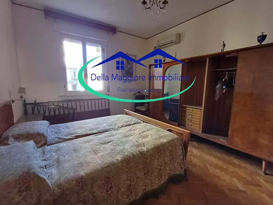 Immagine 21 di Appartamento in vendita  a Livorno