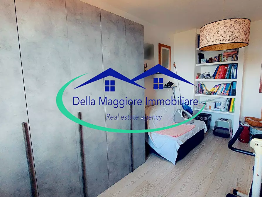 Immagine 34 di Porzione di casa in vendita  in via di quercianella a Livorno