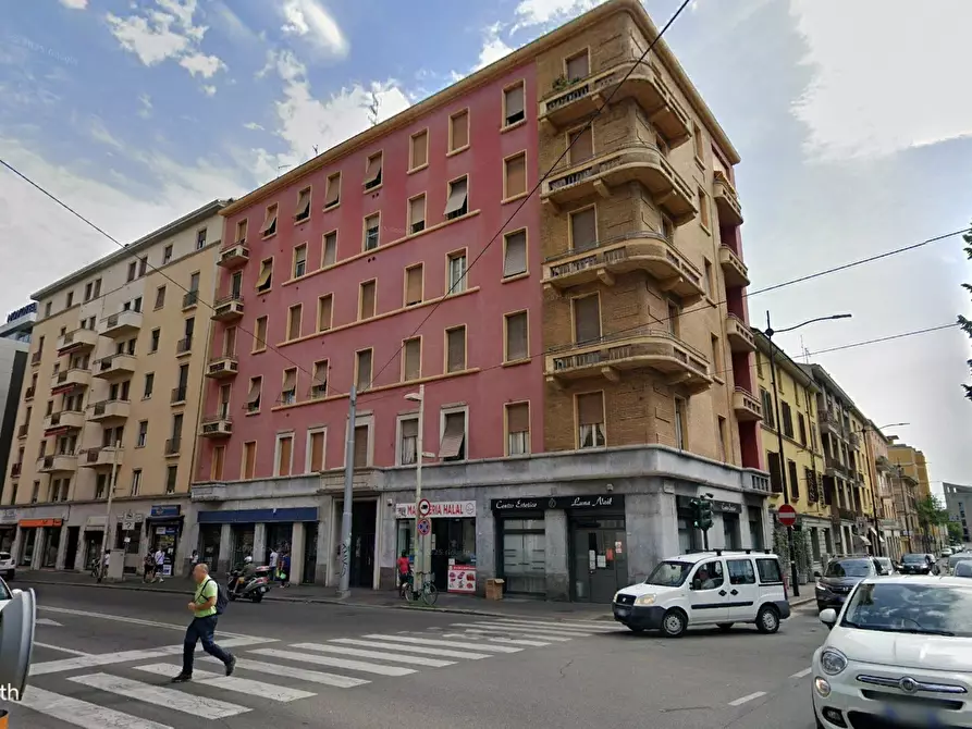 Immagine 8 di Ufficio in vendita  a Parma