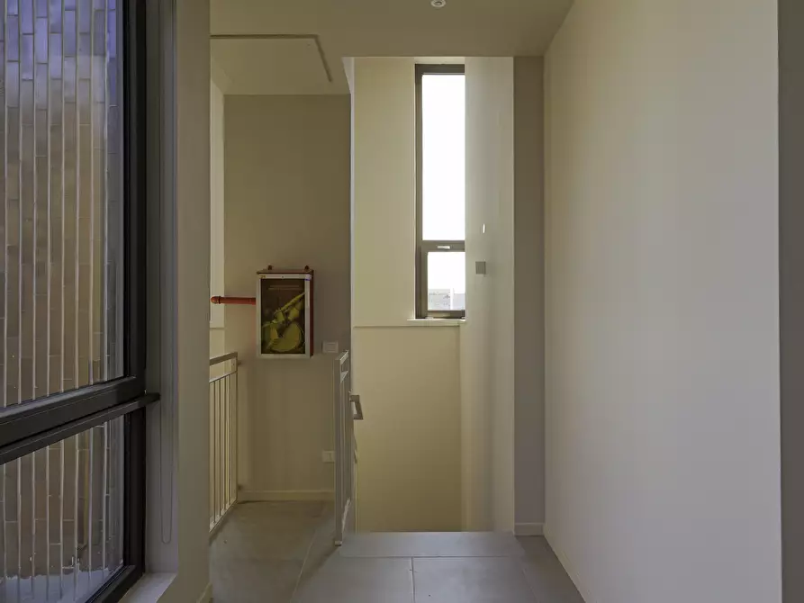 Immagine 7 di Ufficio in vendita  a Parma