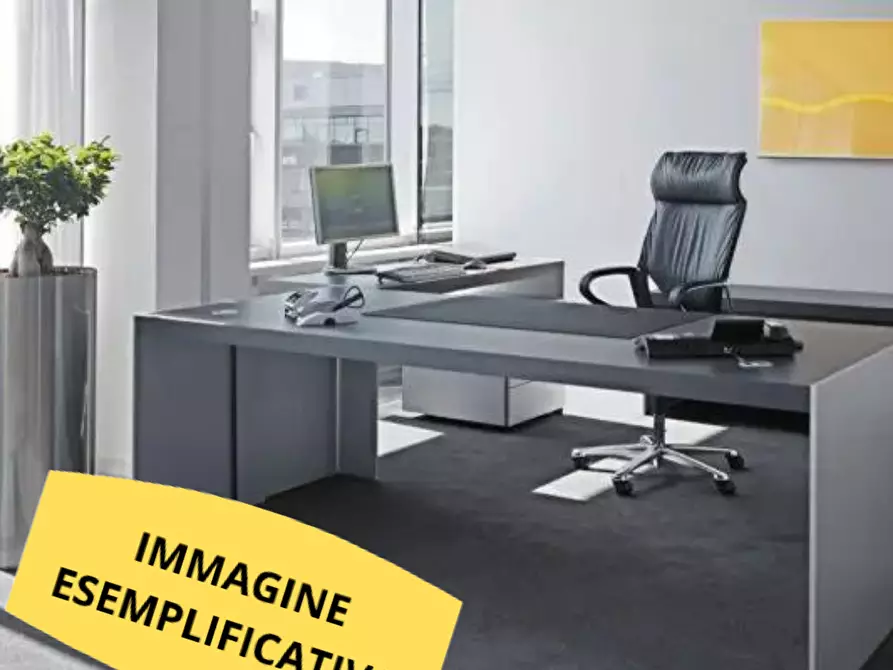 Immagine 6 di Ufficio in vendita  a Parma