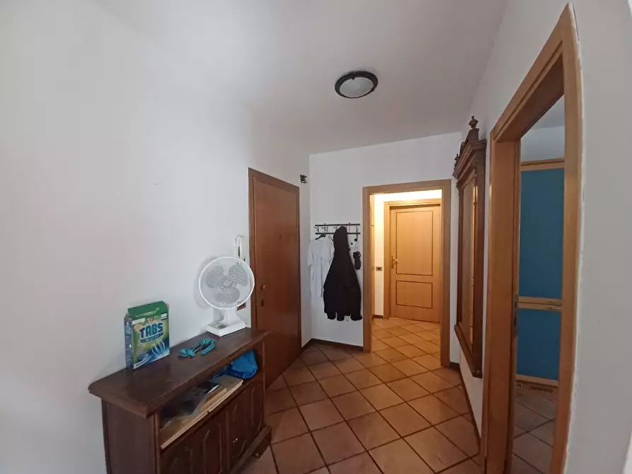 Immagine 4 di Stanza singola in affitto  a Trento