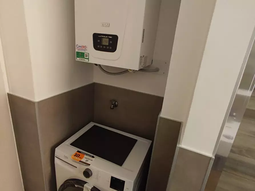 Immagine 4 di Stanza singola in affitto  in Via Giovanni e Tina Lorenzoni a Trento