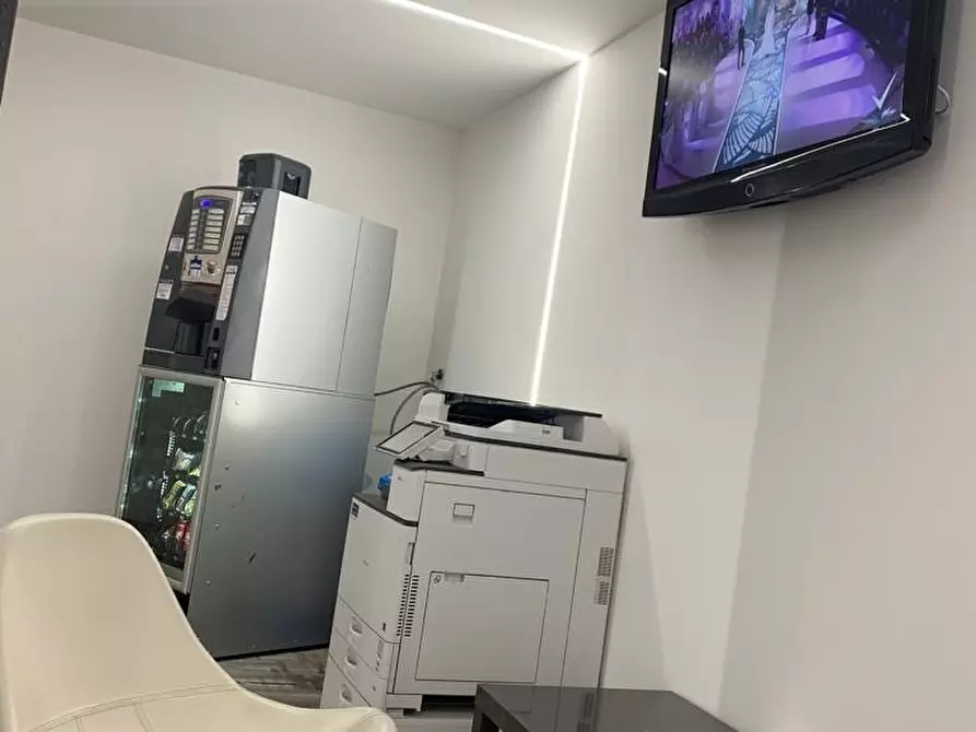 Immagine 9 di Ufficio in affitto  in Via Zambra 11 a Trento