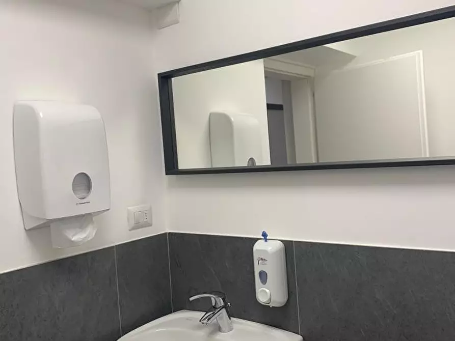 Immagine 14 di Ufficio in affitto  in Via Zambra 11 a Trento