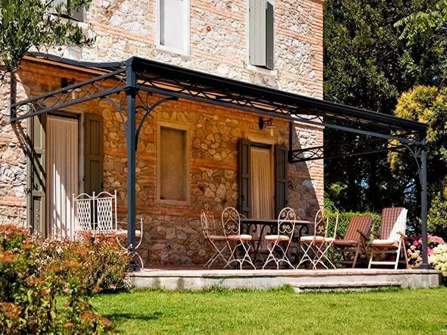 Immagine 1 di Villa in vendita  in via del tesoro a Ancona
