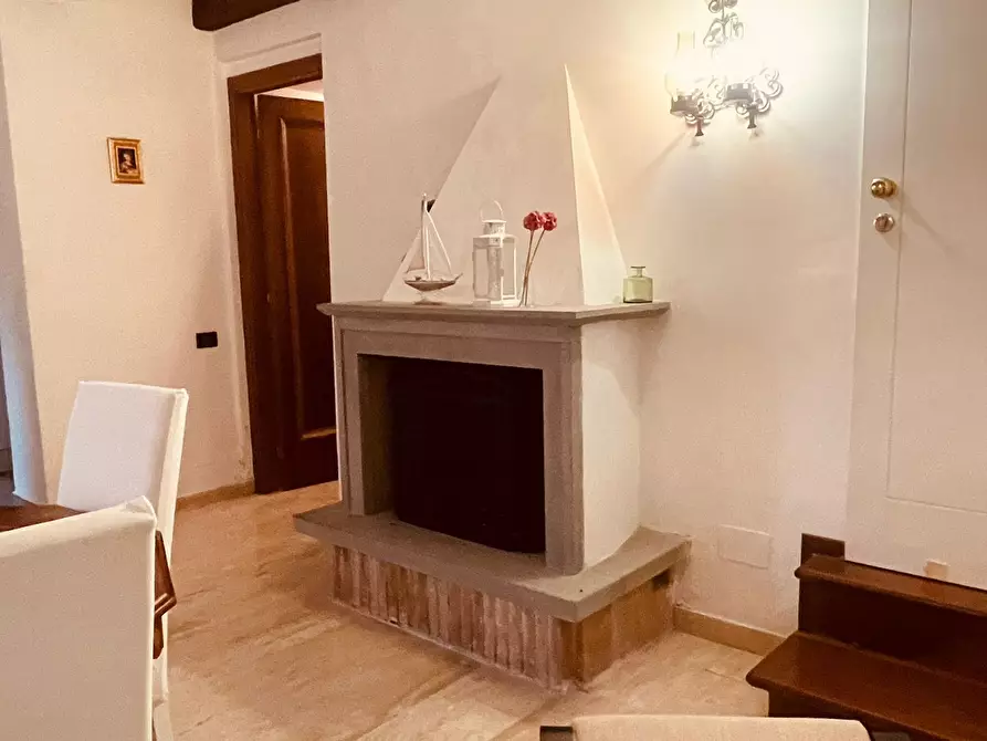 Immagine 15 di Casa bifamiliare in affitto  in Via Fonte Olio a Ancona