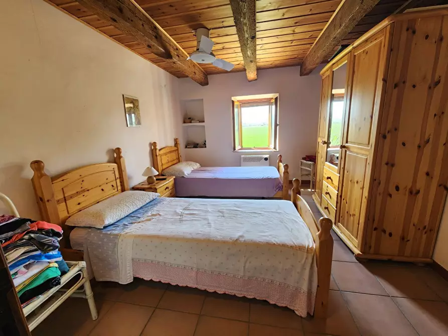 Immagine 15 di Rustico / casale in vendita  a Recanati