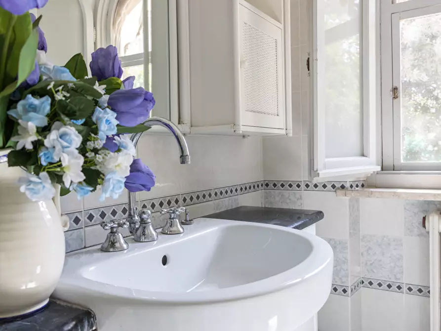 Immagine 27 di Villa in affitto  in Via ISCHIA a Numana