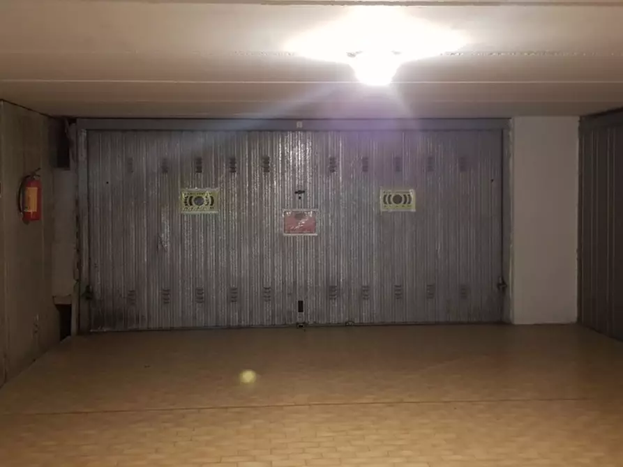 Immagine 8 di Garage in vendita  in Via Capinera 25 a San Remo