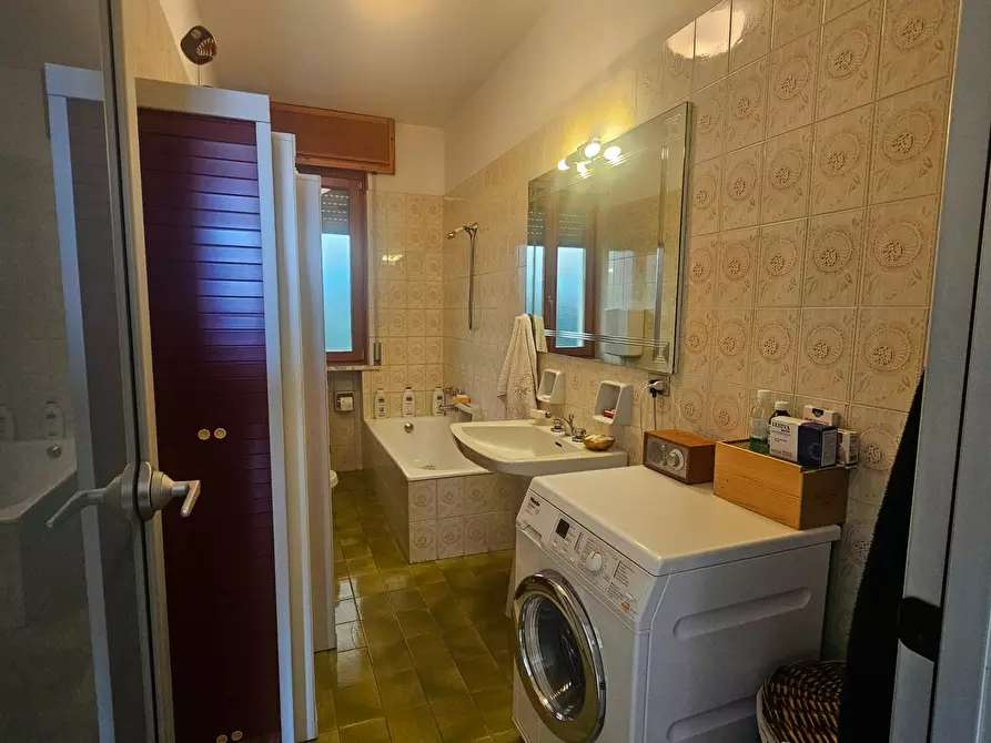 Immagine 14 di Pentalocale in vendita  in Via Borea 63 a San Remo