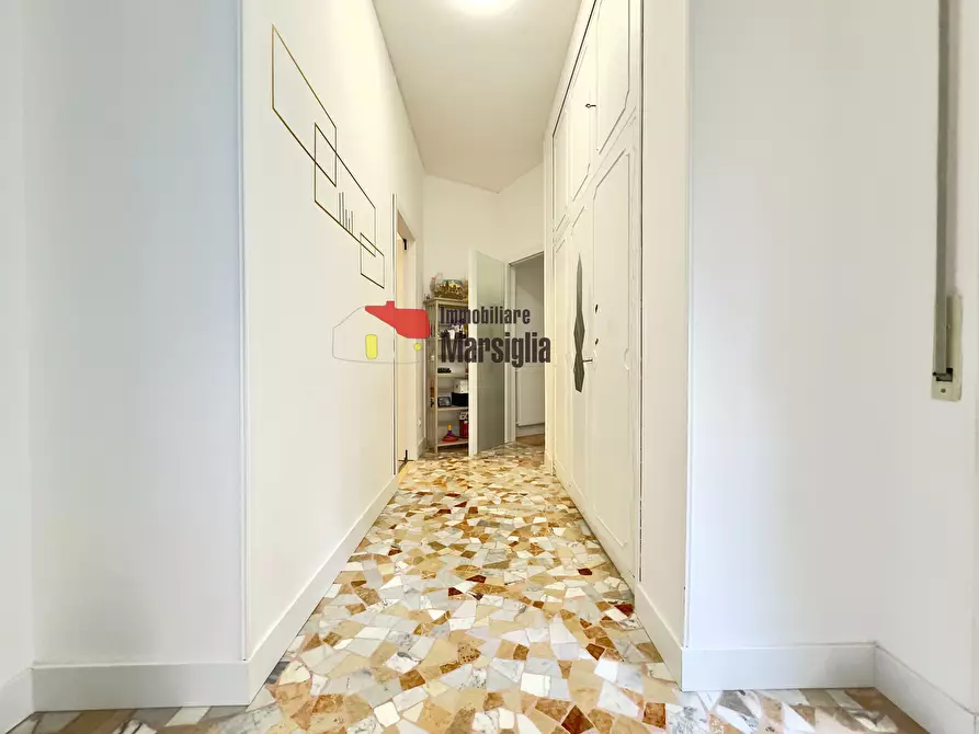 Immagine 24 di Quadrilocale in vendita  in Strada Solaro 14 a San Remo