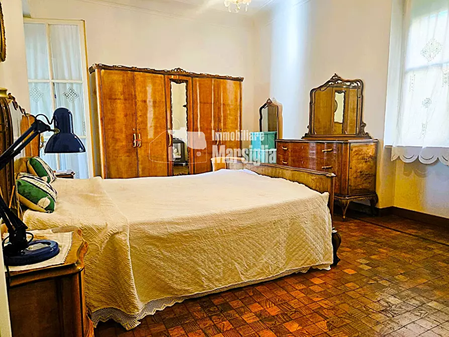 Immagine 13 di Quadrilocale in vendita  in Corso degli Inglesi 700 a San Remo