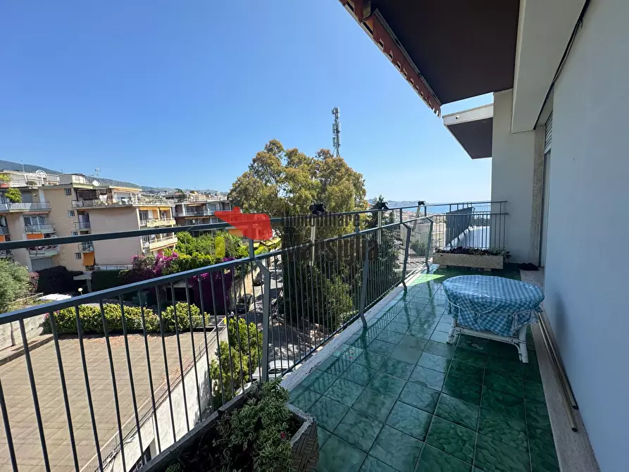 Immagine 22 di Quadrilocale in vendita  in Via Padre Semeria 282 a San Remo