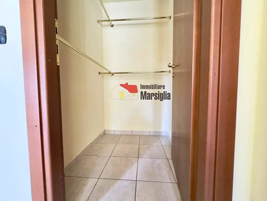 Immagine 9 di Bilocale in vendita  in Via Franco Alfano 35 a San Remo