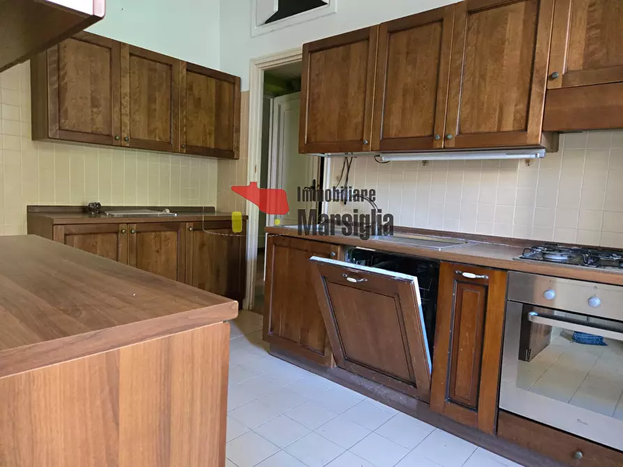 Immagine 26 di Quadrilocale in vendita  in VIA LUIGI NUVOLONI a San Remo