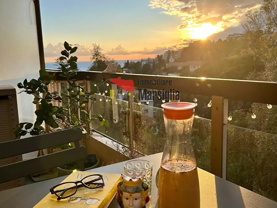 Immagine 1 di Bilocale in vendita  in CORSO DEGLI INGLESI 370 a San Remo