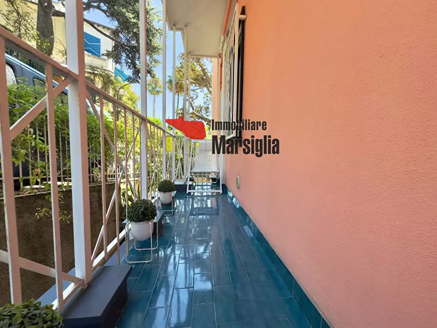 Immagine 19 di Monolocale in vendita  in Via fratelli asquasciati 59 a San Remo