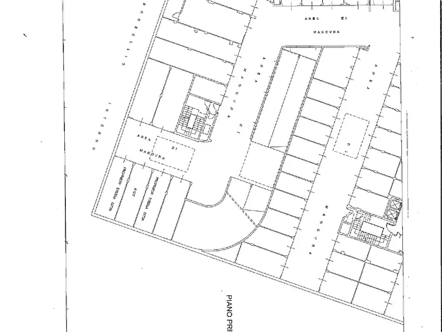 Immagine 8 di Garage in vendita  in Via Borsellino a Torino