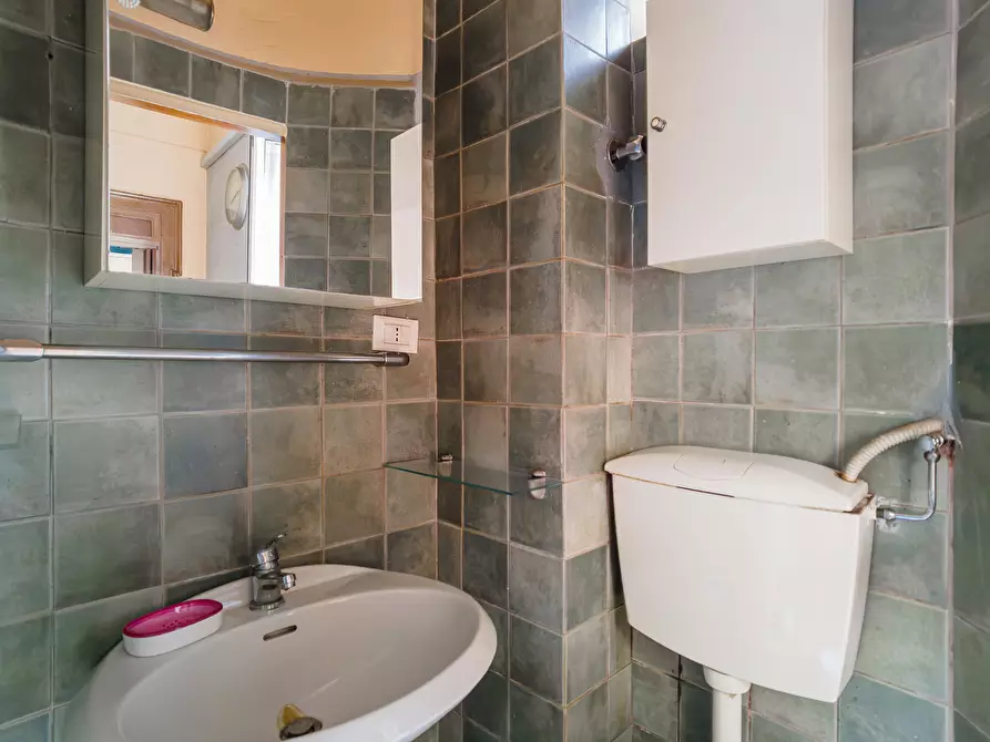 Immagine 13 di Bilocale in vendita  in C.so Regina Margherita a Torino