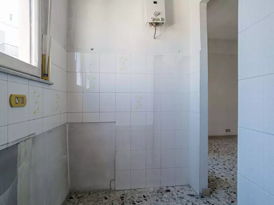 Immagine 11 di Bilocale in vendita  in Via Verolengo a Torino
