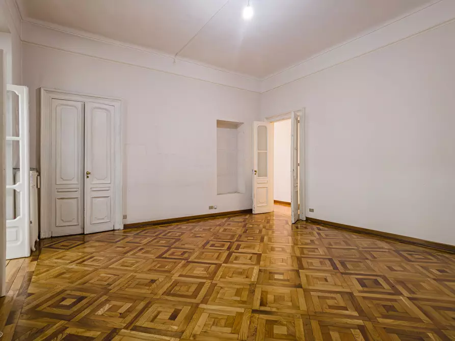 Immagine 6 di Ufficio in vendita  in Corso Re Umberto a Torino