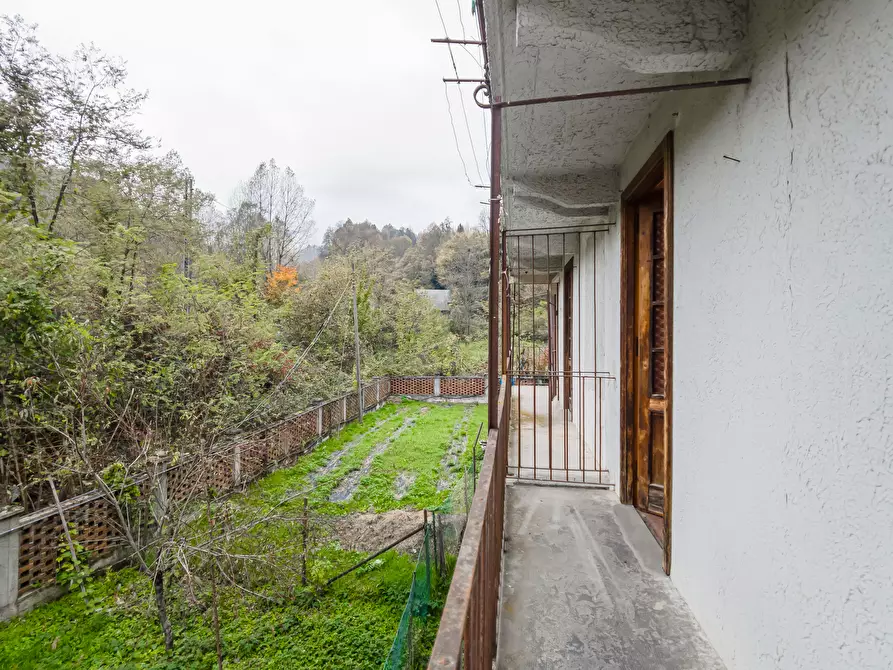 Immagine 35 di Palazzo in vendita  in Via Losa a Pessinetto