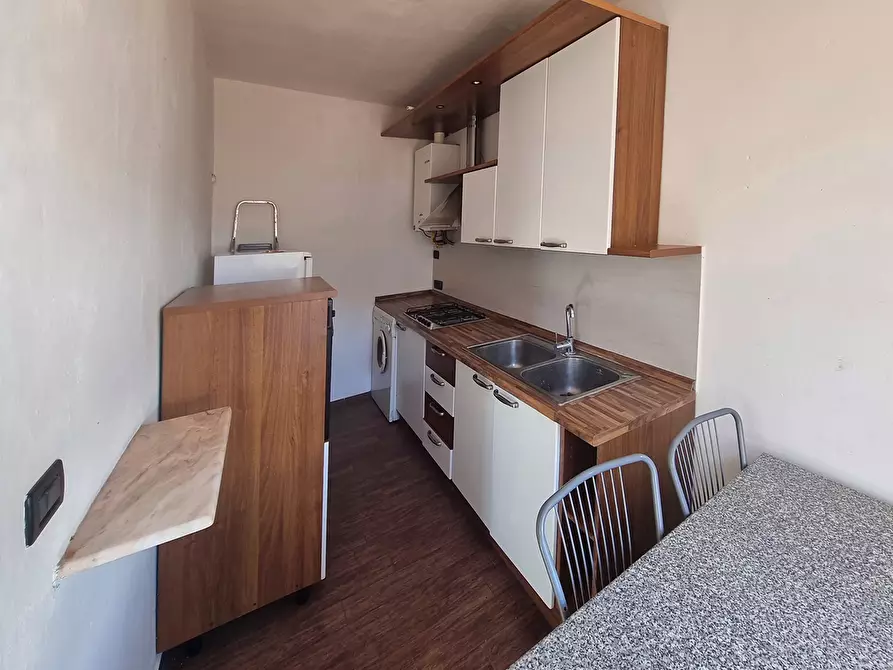 Immagine 4 di Appartamento in vendita  a Livorno