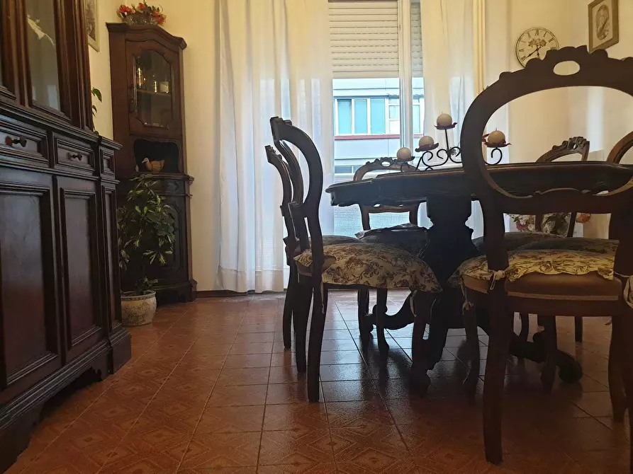 Immagine 3 di Appartamento in vendita  a Livorno