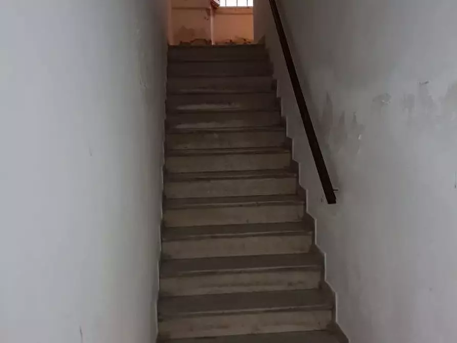 Immagine 9 di Appartamento in vendita  a Livorno