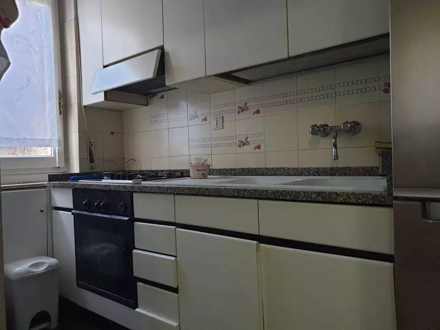 Immagine 8 di Appartamento in vendita  a Livorno