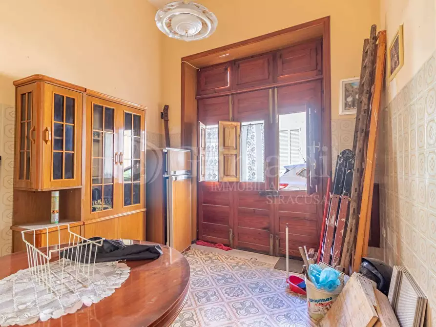 Immagine 4 di Casa indipendente in vendita  in Via Peschiera 21 a Avola