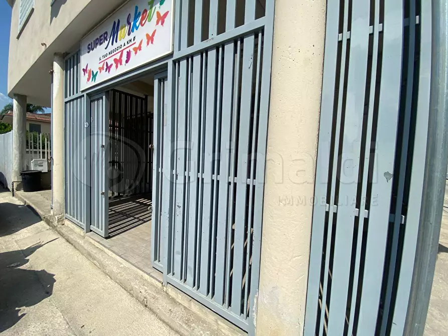 Immagine 6 di Locale commerciale in affitto  a Lusciano