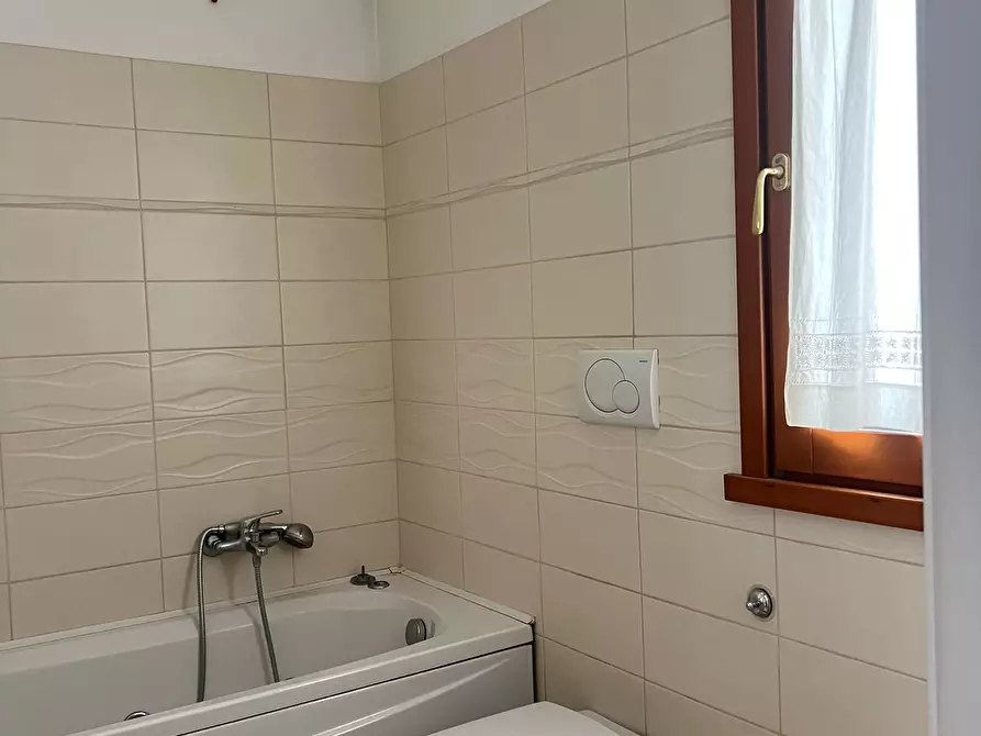 Immagine 15 di Appartamento in vendita  in Via Robert Musil a Roma