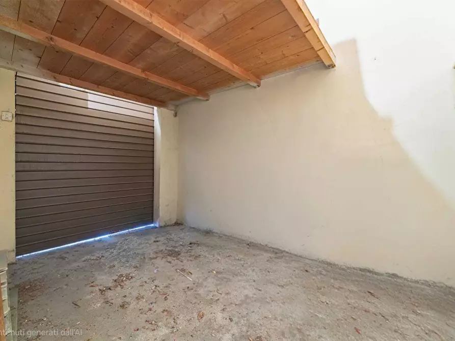 Immagine 67 di Quadrilocale in vendita  in Via Regina Elena 23 a Lecce