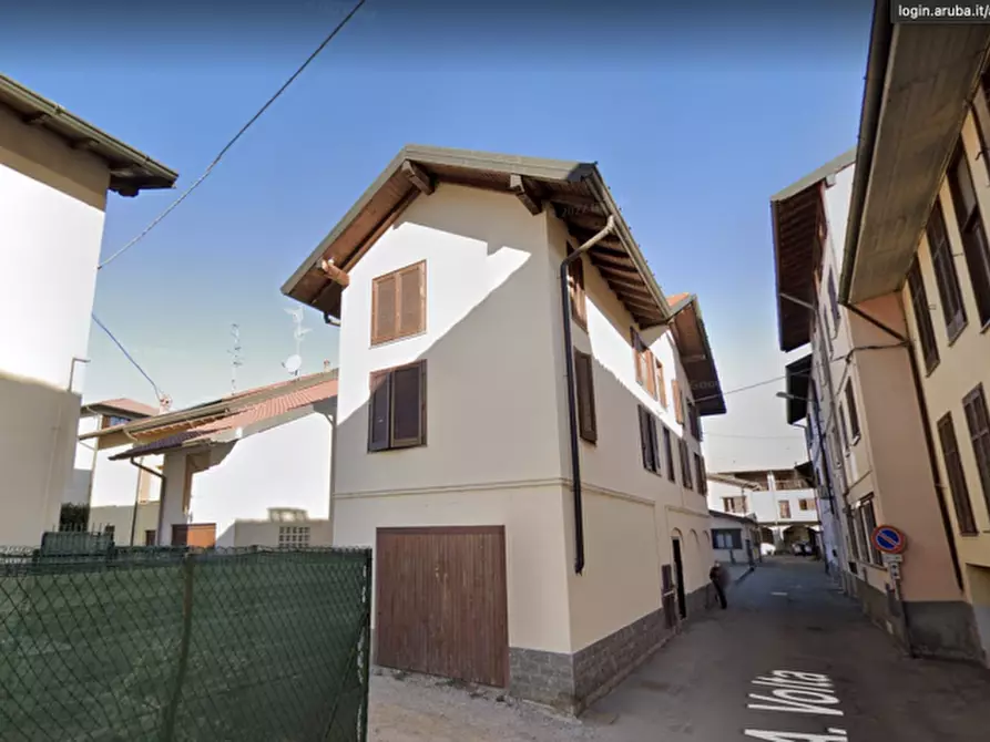 Immagine 2 di Bilocale in affitto  in via Volta 6 a Limido Comasco