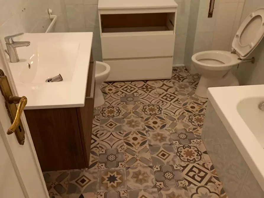 Immagine 16 di Trilocale in affitto  in Piazza Pollastrini 10 a Anzio