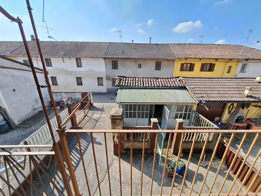 Immagine 5 di Casa indipendente in vendita  in Via Vittorio Veneto 5 a Prarolo