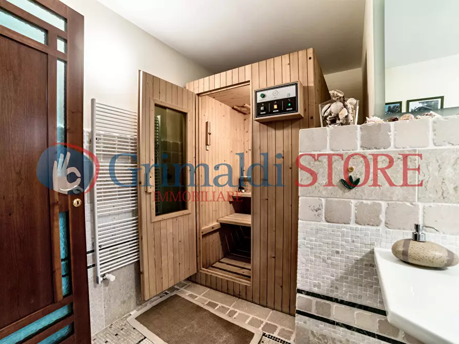 Immagine 63 di Villa in vendita  a Grottaglie