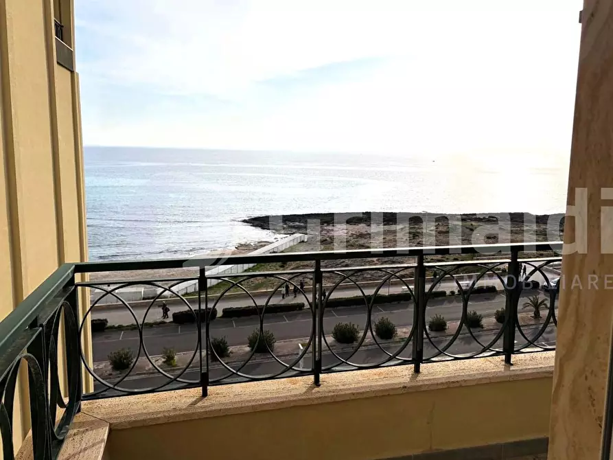 Immagine 22 di Quadrilocale in vendita  in via ariosto 7 a Gallipoli