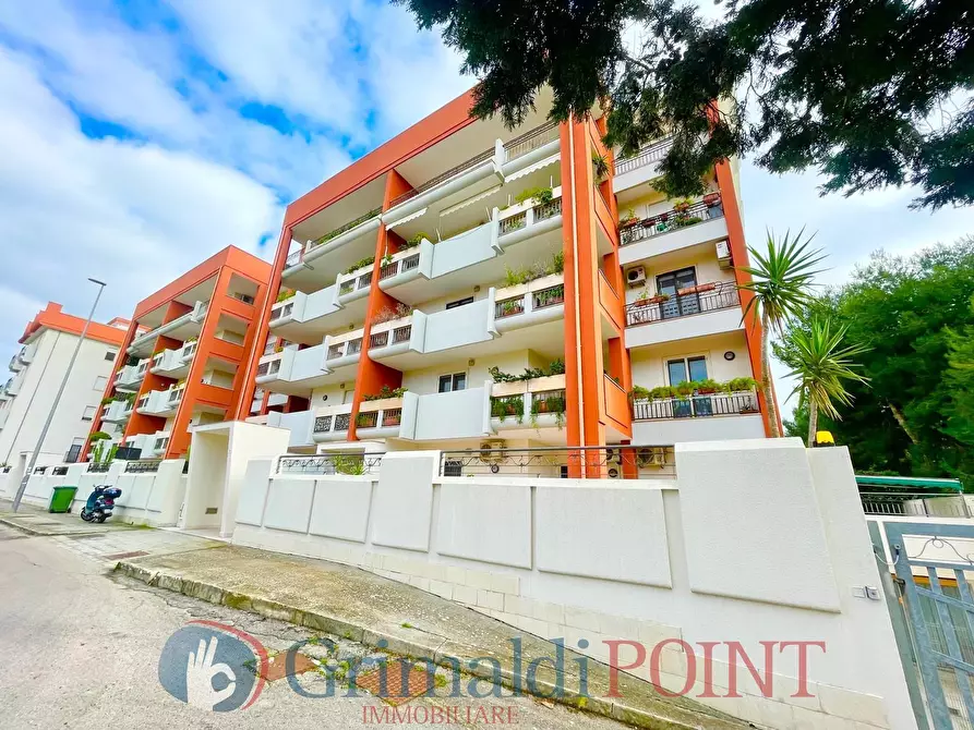 Immagine 53 di Quadrilocale in vendita  in Via Federico Zeri 3 a Lecce