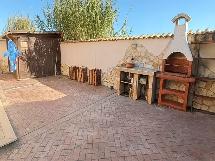 Immagine 3 di Casa bifamiliare in vendita  in Via Casal di Claudia 47 a Anzio