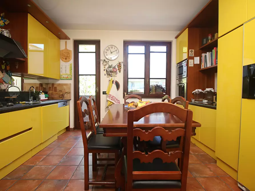 Immagine 12 di Villetta a schiera in vendita  in Via Somaini 3 a San Fermo Della Battaglia