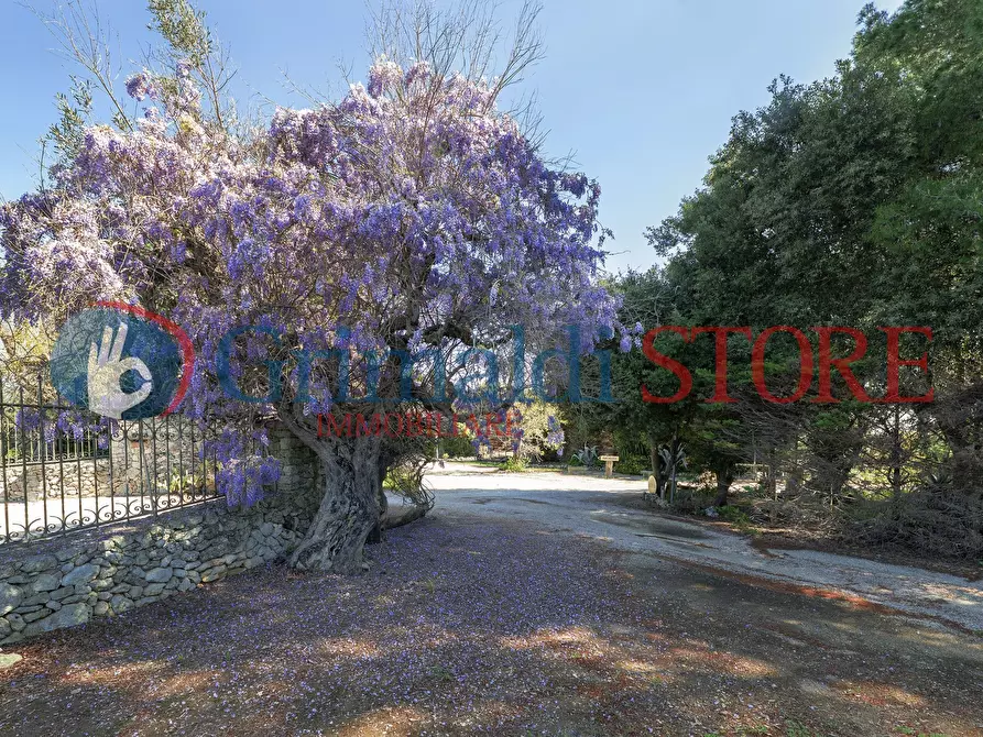 Immagine 35 di Casa indipendente in vendita  in C.S. Lu Monte 1 a Lizzanello